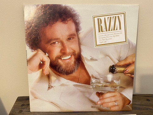 Razzy Bailey - Feelin' Right - RCA Victor - AHLI-4228 - LP, Album 1900262288