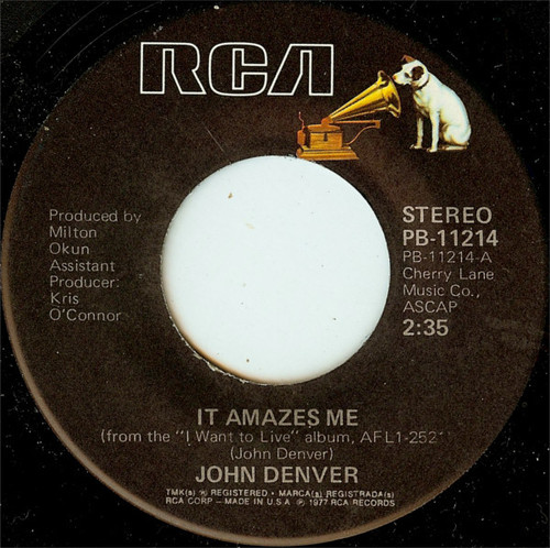 John Denver - It Amazes Me (7", Single, Ind)