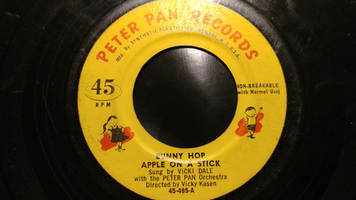 Vicki Dale  With  The Peter Pan Orchestra - Bunny Hop / Apple On A Stick / Mexican Hat Dance (7", EP, Mono)