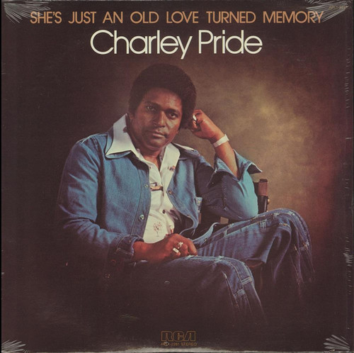 Charley Pride - She's Just An Old Love Turned Memory (LP, Album)_3419921064