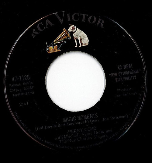 Perry Como With Mitchell Ayres Orchestra* And The Ray Charles Singers - Magic Moments / Catch A Falling Star (7", Single)