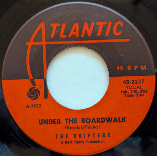 The Drifters - Under The Boardwalk / I Don't Want To Go On Without You (7", Single, MGM)
