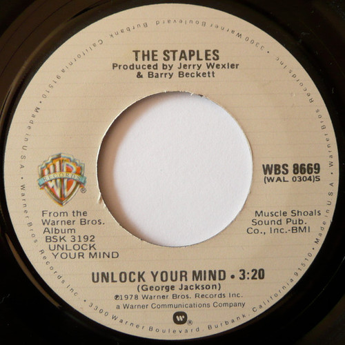 The Staples - Unlock Your Mind / Mystery Train (7")