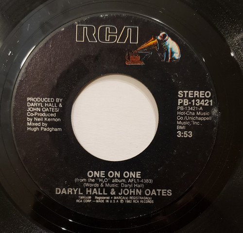 Daryl Hall + John Oates* - One On One (7", Single, Styrene)