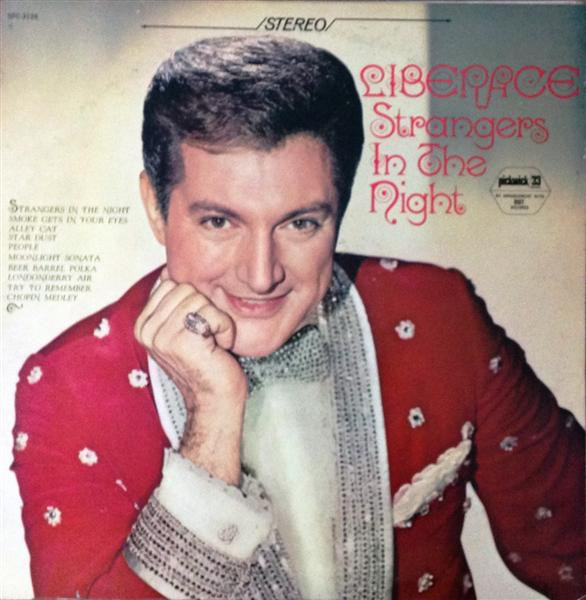 Liberace - Strangers In The Night (LP, Comp)