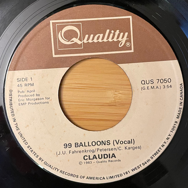 Claudia (62) - 99 Balloons (7", Single)