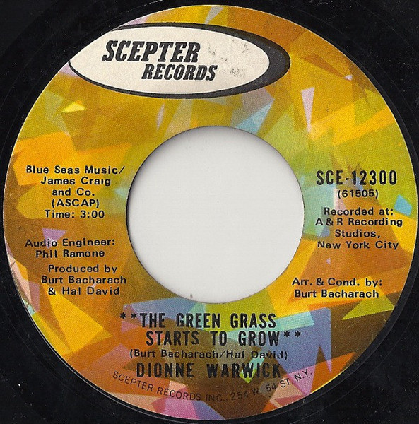 Dionne Warwick - The Green Grass Starts To Grow / They Don't Give Medals To Yesterday's Heroes (7", Single)