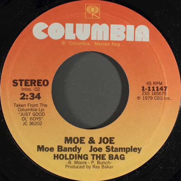Moe Bandy & Joe Stampley - Holding The Bag - Columbia - 1-11147 - 7", Single, Pit 1092145633