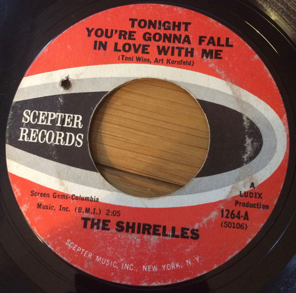The Shirelles - Tonight You're Gonna Fall In Love With Me / 20th Century Rock N'Roll (7", Single)