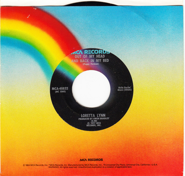 Loretta Lynn - Out Of My Head And Back In My Bed (7", Single)