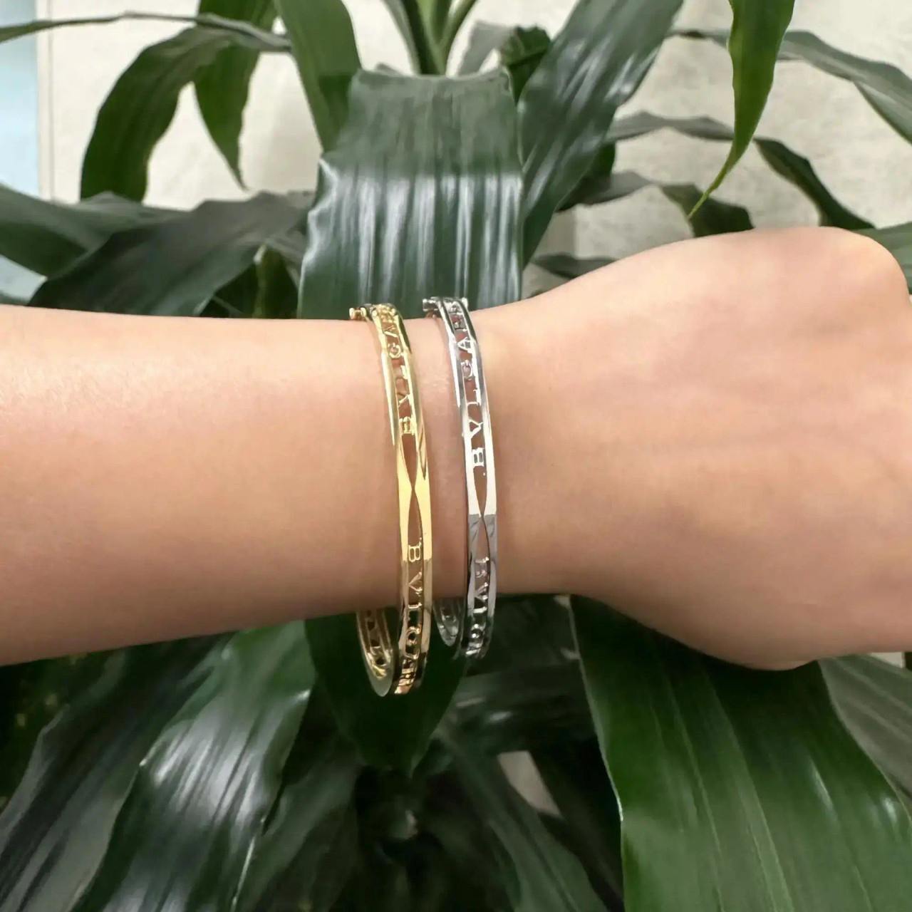 Men B Zero1 Bracelet Bvlgari Logo Bangle Bracelet 18K Yellow Gold