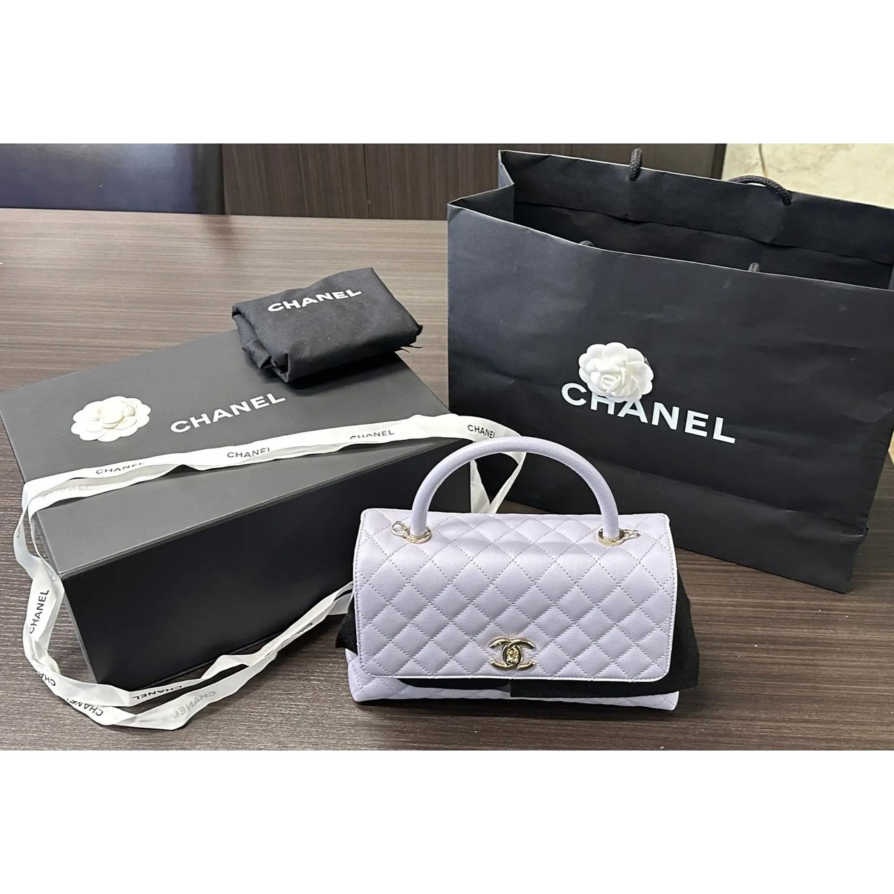 Chanel 31 Rue Cambon Medium Coco Handle Flap Light Purple Caviar
