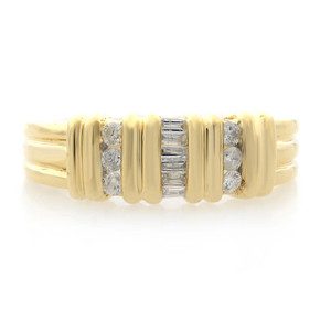 An image of a Rachel Koen brand women's ring with diamonds. The ring is presented in a close-up, front-facing view against a white background. It features a multi-band design in yellow gold with a central segment of baguette-cut diamonds flanked by round brilliant-cut diamonds, all set in a horizontal formation.The ring is pre owned in a great condition. 