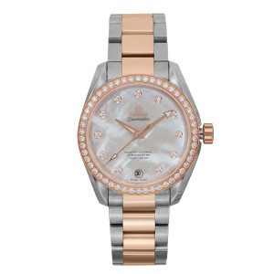 Front Full View Of OMEGA 231.25.39.21.55.001 Stainless Steel Watch Display Model Condition Excellent