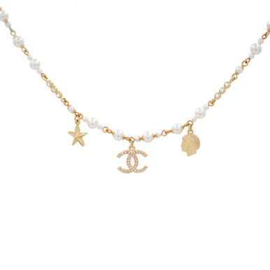 【Chanel】シャネル★necklace★ハーフサークルパール★ゴールド Chanel CC Logo Crystal and Pearl Star Necklace Gold Tone 18