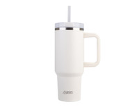 A drink bottle in white with a handle and straw, featuring a silver rim and an Oasis logo.