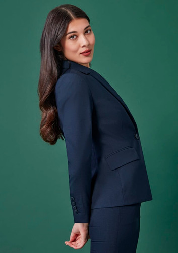 A mid-length women's blazer in navy blue, featuring a single button and tailored silhouette. A mid-length women's blazer in navy blue, featuring a single button and tailored silhouette.