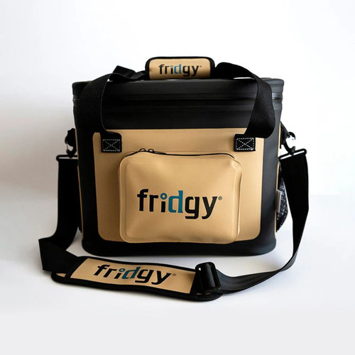 Portable cooler bag with adjustable shoulder strap, beige and black design, logo "fridgy", ideal for outdoor use.