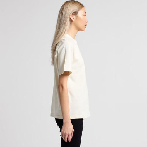 A light cream t-shirt is displayed, featuring a simple design and short sleeves. The shirt has a logo. A light cream t-shirt is displayed, featuring a simple design and short sleeves. The shirt has a logo.