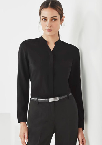 A black long sleeve blouse with a collar, paired with tailored pants, featuring a belt and a logo. A black long sleeve blouse with a collar, paired with tailored pants, featuring a belt and a logo.