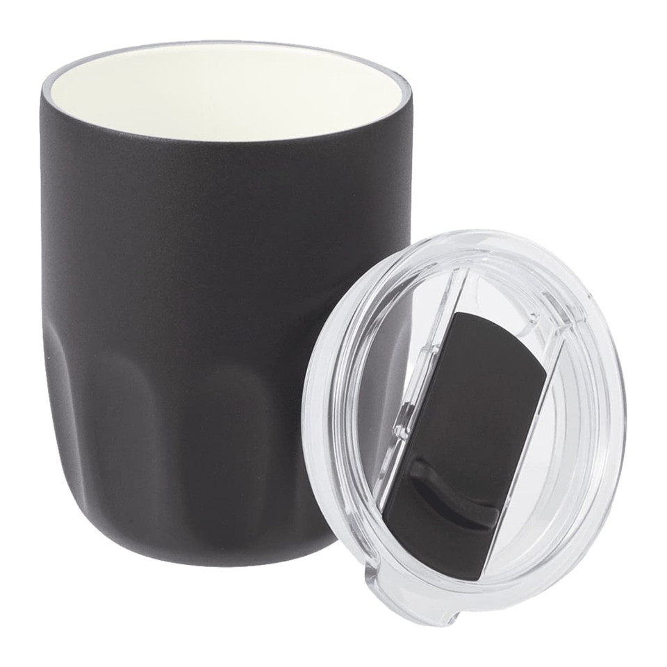 A drink bottle featuring a matte black exterior and a ceramic liner, accompanied by a clear lid.
