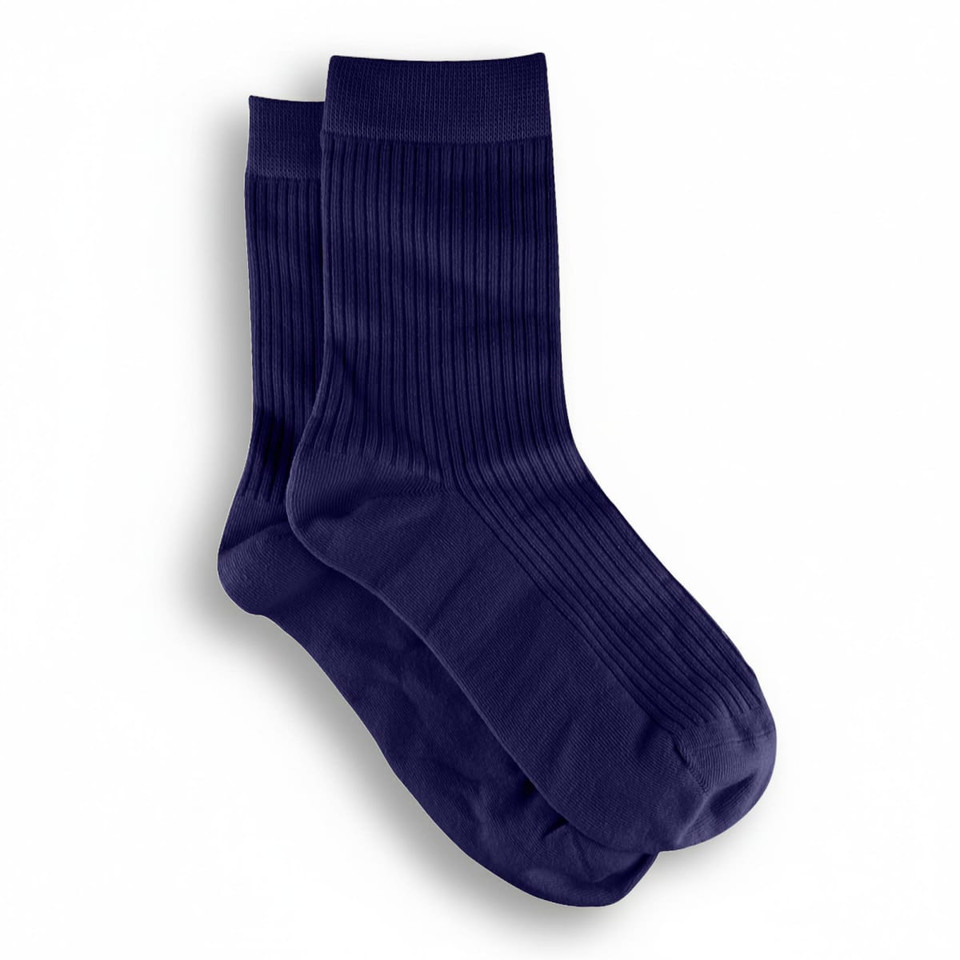 Navy blue ribbed lounge socks displayed side by side, featuring a simple design and a brand logo.
