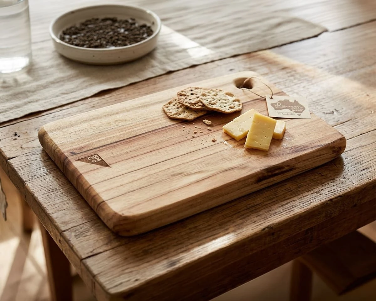 A 30cm lawson cheese board with crackers and cheese