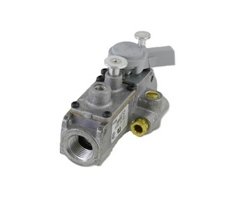 Baso H43BA-2C Automatic Pilot Valve, 1/2"