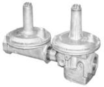 Maxitrol 325-7L210D-1212 1-1/2" Lever Acting Gas Regulator 5# Maxitrol 325-7L210D-1212 1-1/2" Lever Acting Gas Regulator 5#