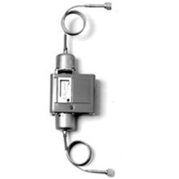 Johnson P74FA-5C Diff Pressure Control 8-60# Range 1/4" FNPT Connect Johnson P74FA-5C Diff Pressure Control 8-60# Range 1/4" FNPT Connect