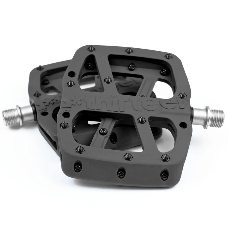 e*thirteen Base Flat Pedal Comp Body 22 pins Black
