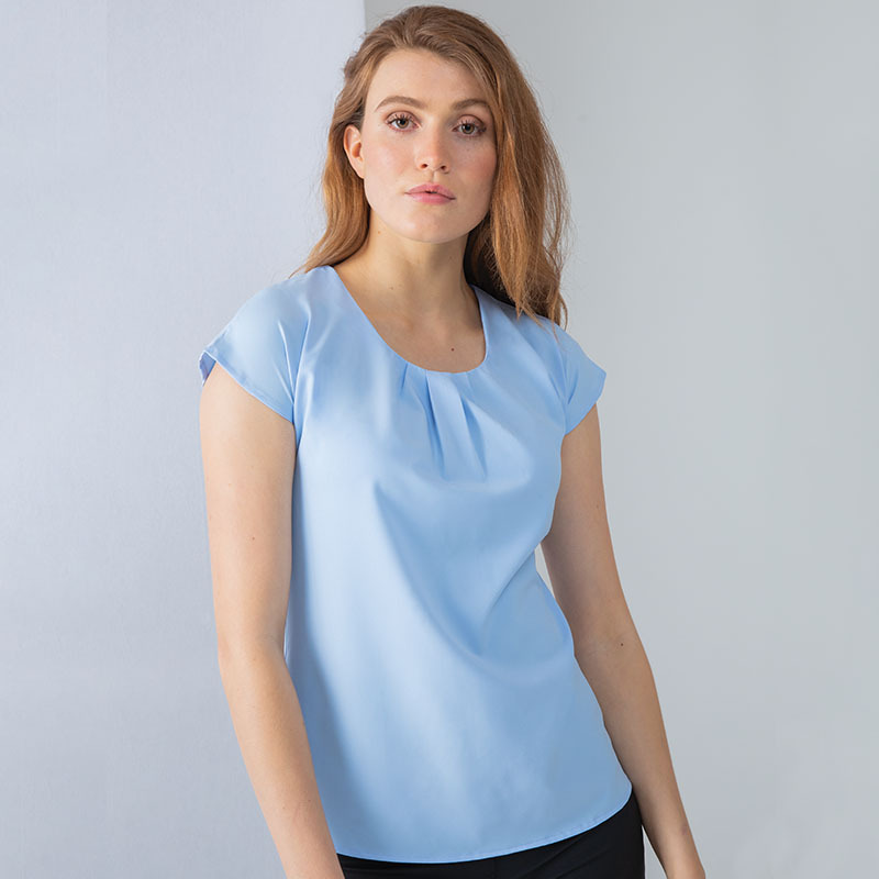 Women's pleat front short sleeve blouse