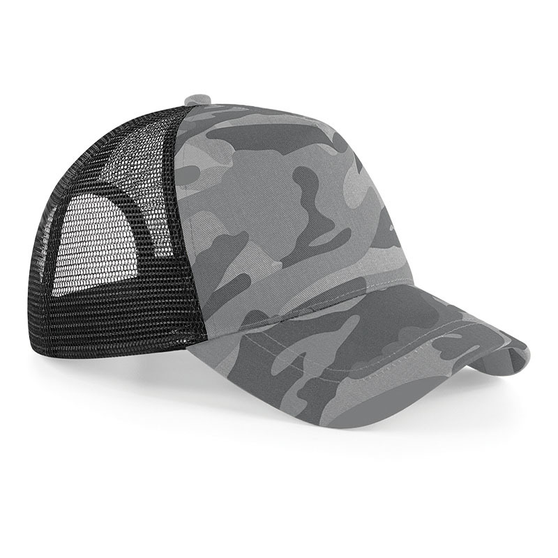 Camo snapback trucker