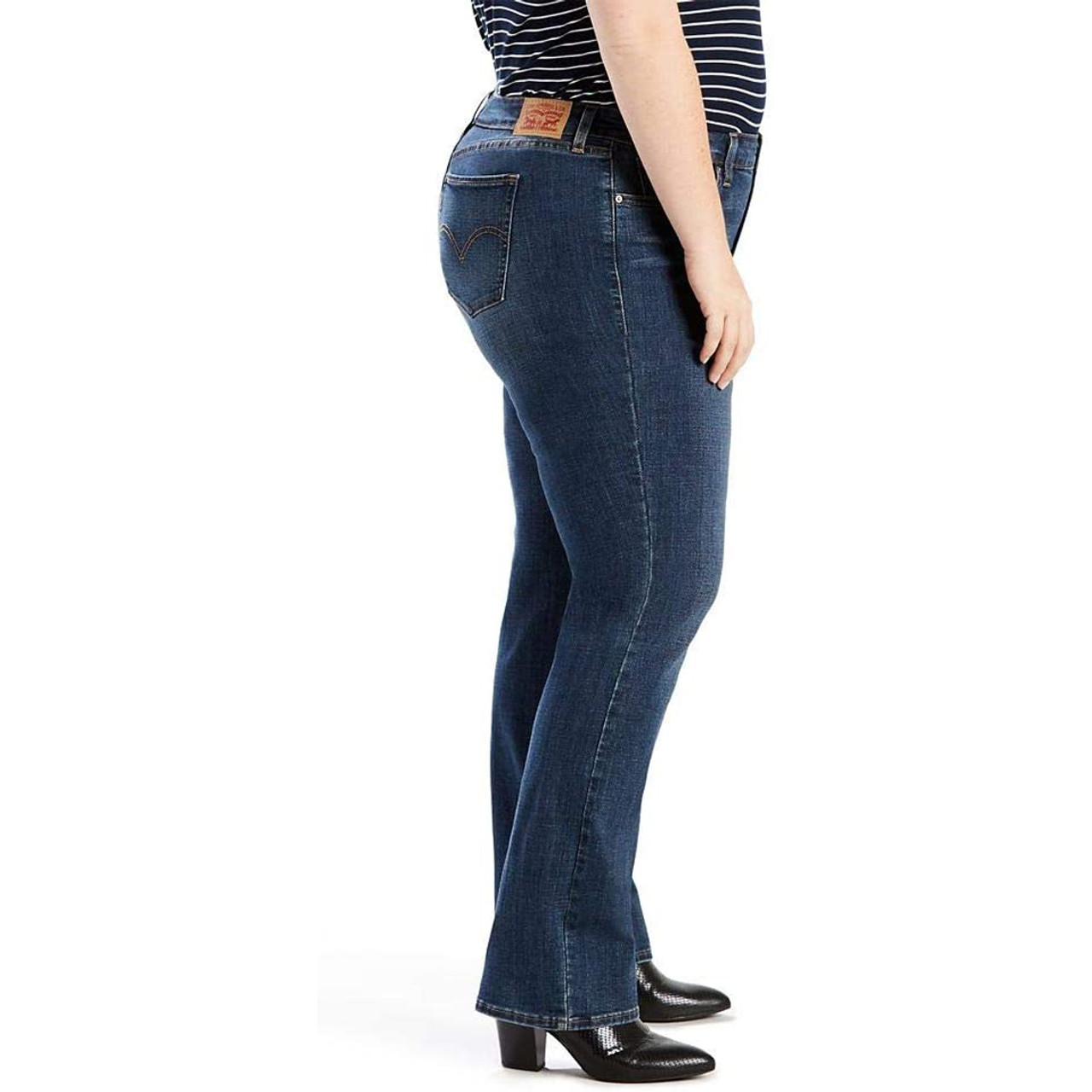  Levis Womens Plus-Size 414 Classic Straight Jeans