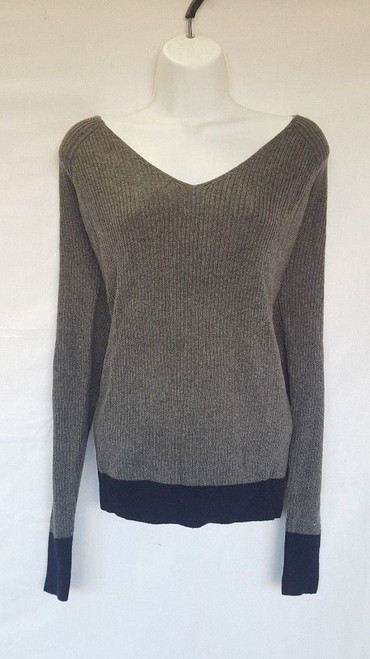 YOON V-Neck Sweater w Asymmetrical Hem Grey Small  Medium  Large