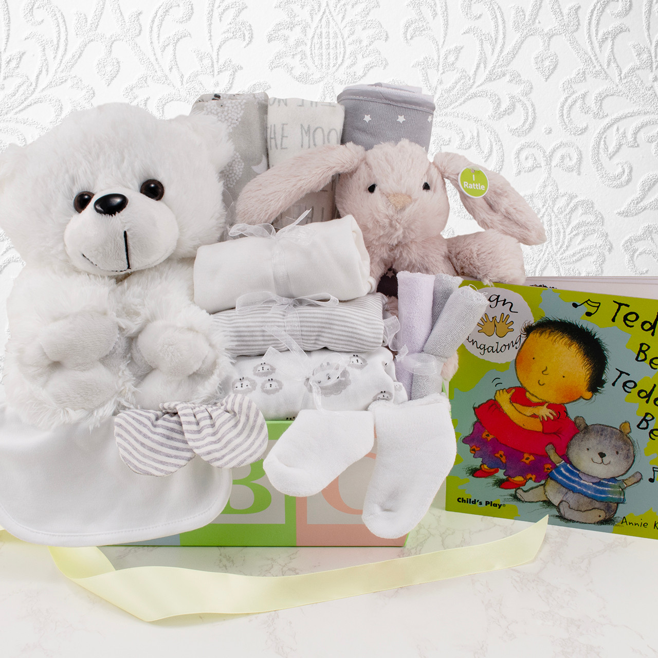 Welcome Home Baby Medium Gift Basket