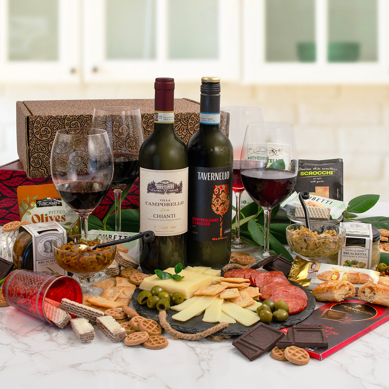 MARCO CONATI 赤ワイン ギフトセット 2015年 Taste of the Old Country Italian Wines & Antipasto Gift Box Bundle