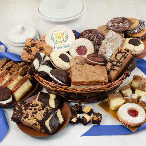 824-KD_main-1-hanukkahbakery-25.jpg 824-KD_main-1-hanukkahbakery-25.jpg