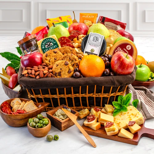 692_main-1-fifth-ave-fruit-26.jpg