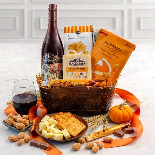 801_main-1-pinotpumpkinharvest-26.jpg