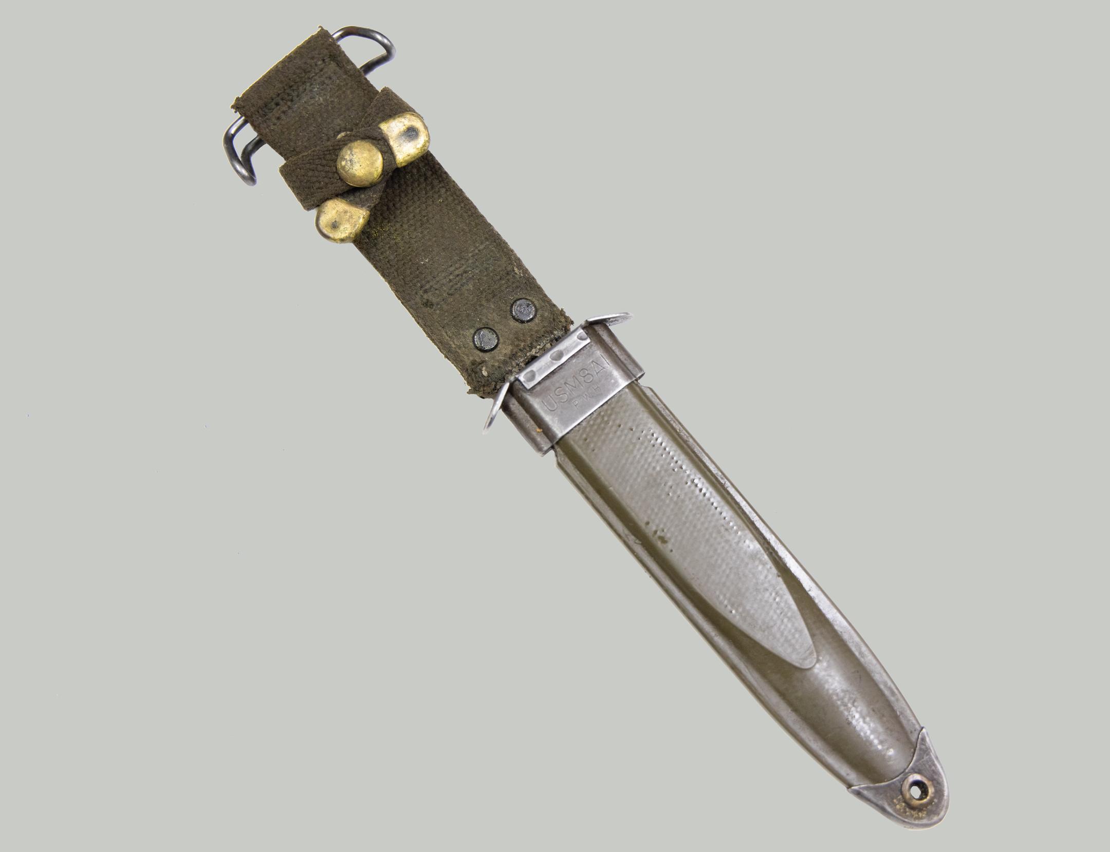 実物支給品 M10 SCABBARD US Military M10 Scabbard for M7 Bayonet – Omega Militaria