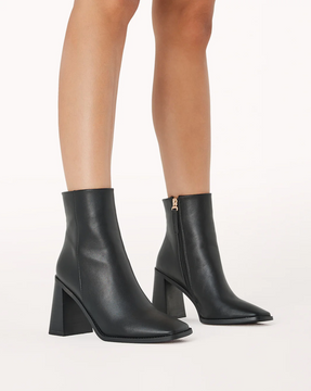 Billini Scorpio Boots - Black