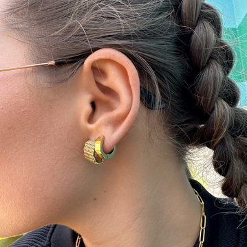 Ever Momentum Geometric Huggie Earrings - Gold