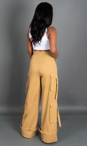 Street Chic Cargo Pants - Sand