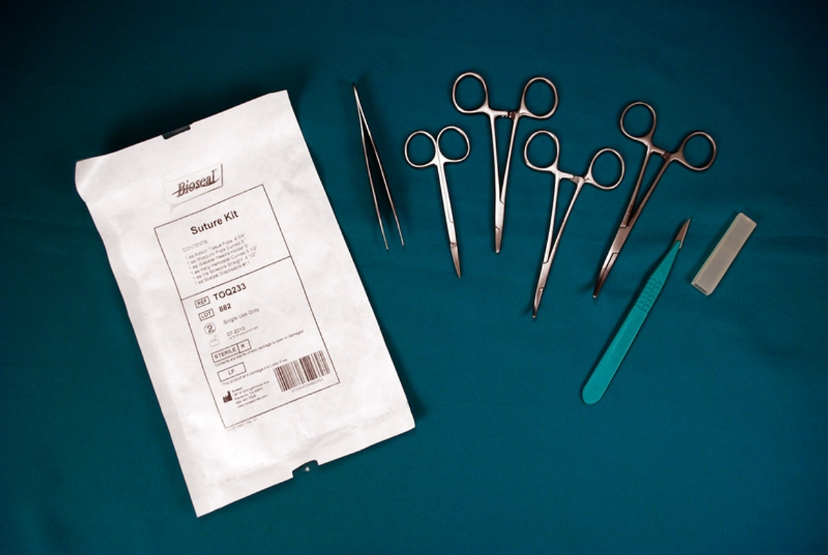 KIT SUTURE 101 : Maquette De Poche