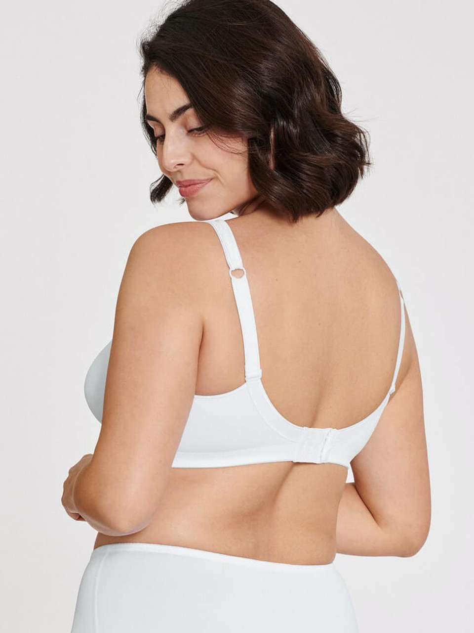 Naturana Soft Cup Bra 5225 (40B) White at  Women's Clothing