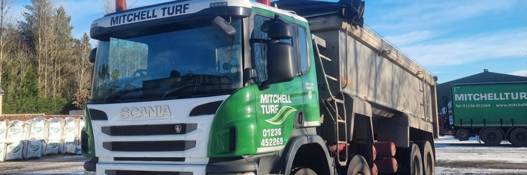 mitchell-turf-delivery-loose-aggregate-glasgow-edinburgh.png