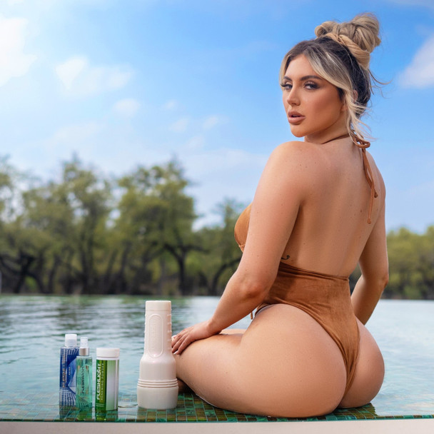 Fleshlight Girls Kayley Gunner Male Masturbator | Real Feel Pussy Vagina Stroker | Sex Toy