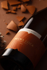 Close-up of Rickety Bridge Regna Loca Chenin Blanc 2025 textured label on Swartland white wine bottle