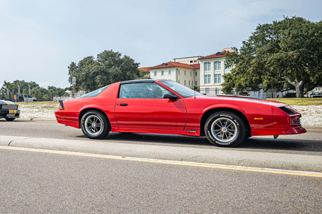 Looking to Upgrade your Camaro Dash? We Can Help